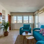 Malagasuite Carihuela Апартаменты Торремолинос