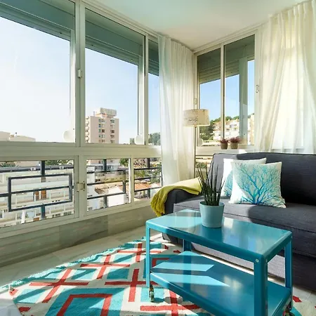 Malagasuite Carihuela * Торремолінос