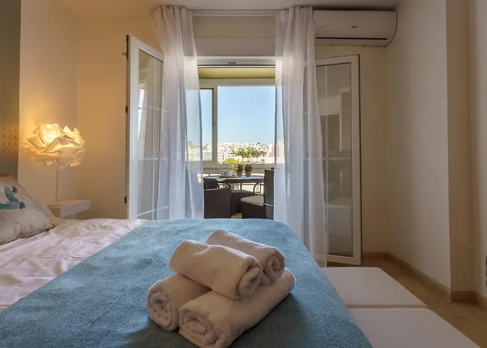 Malagasuite Carihuela *