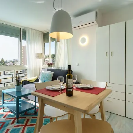 Lägenhet Malagasuite Carihuela Torremolinos