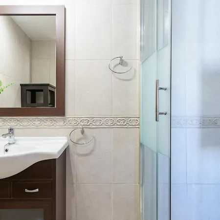 Malagasuite Carihuela * Torremolinos