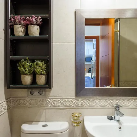 Malagasuite Carihuela توريمولينوس