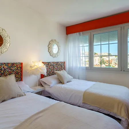 Malagasuite Carihuela * توريمولينوس