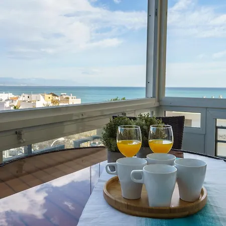 Malagasuite Carihuela توريمولينوس