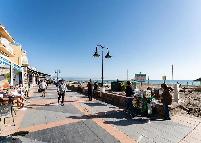 Malagasuite Carihuela Torremolinos